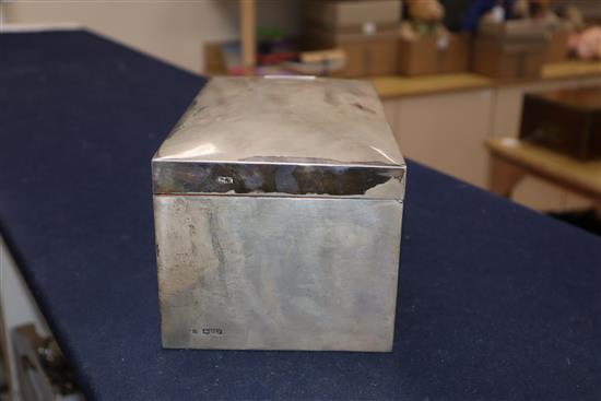 A George V silver cigar box, James Deakin & Sons, Chester, 1918, 25.6cm.